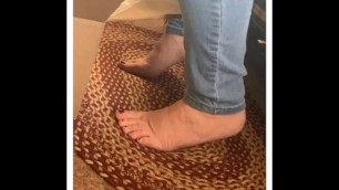Moms Feet Jack off Challenge Post Times in the Comments