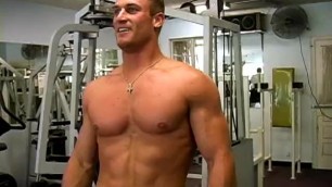 Chase Biceps
