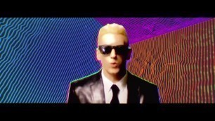 Eminem - Rap God (Explicit) [official Video]