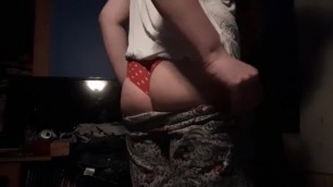 Watch my Ass Jiggle in new Panties!